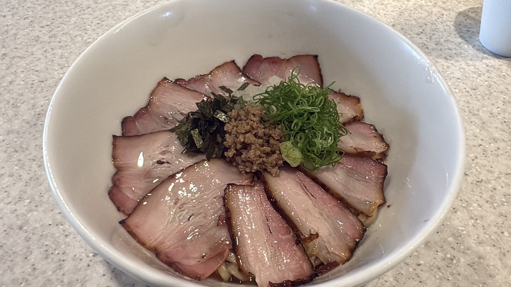らぅめん考房 ありがた屋 炭火オイルと白醤油出汁の油そば