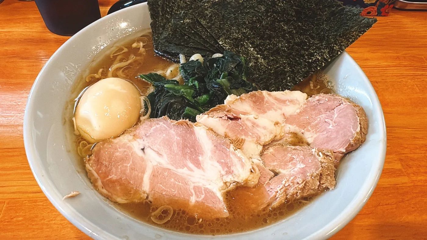 横浜家系らーめん 志 特製ラーメン（やわめ・こいめ・おおめ）