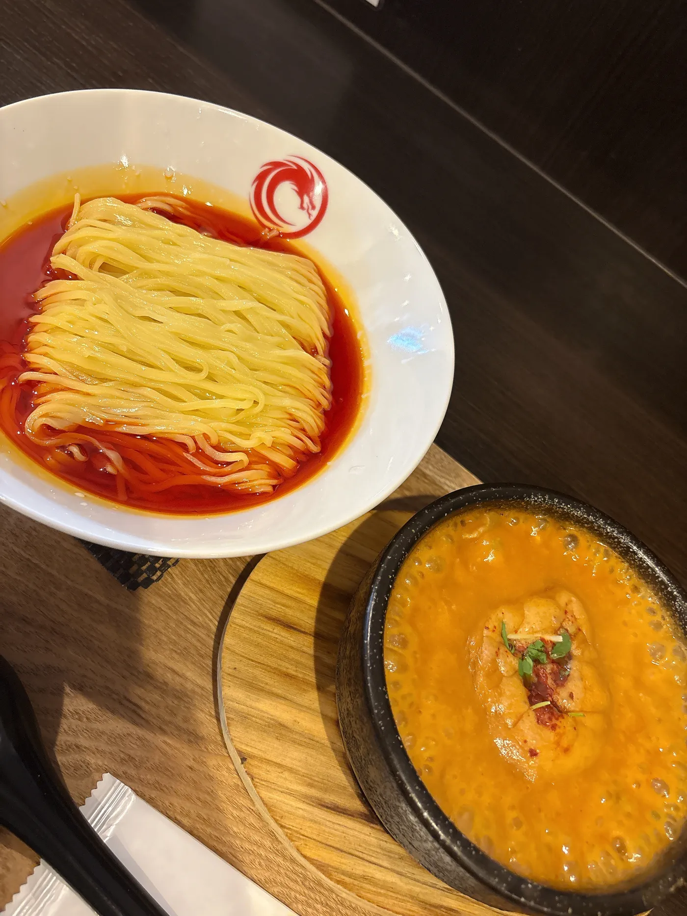 担々麺 威風堂々の煉獄担々つけ麺を別アングルから