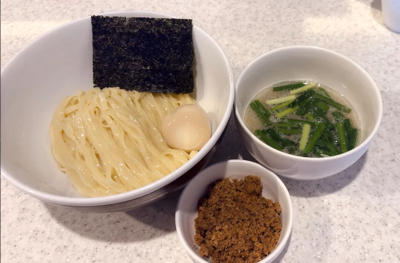 らぅめん考房 ありがた屋 黒豚背脂と青唐辛子のしお台湾つけ麺